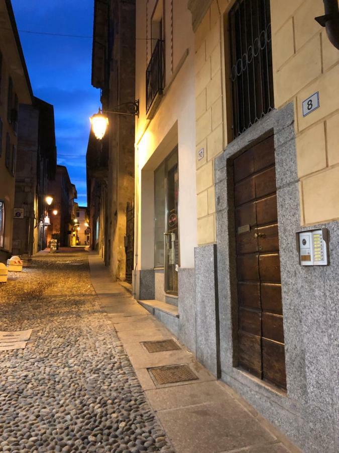 La Via Degli Artisti Arona Exterior photo